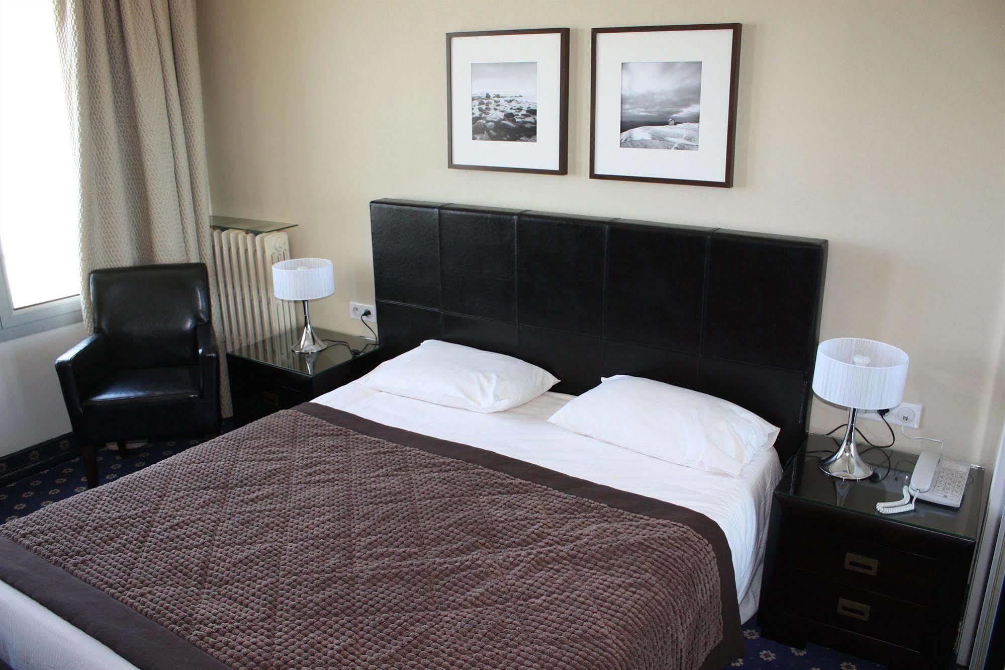 Hotel Aguado Диеп Екстериор снимка